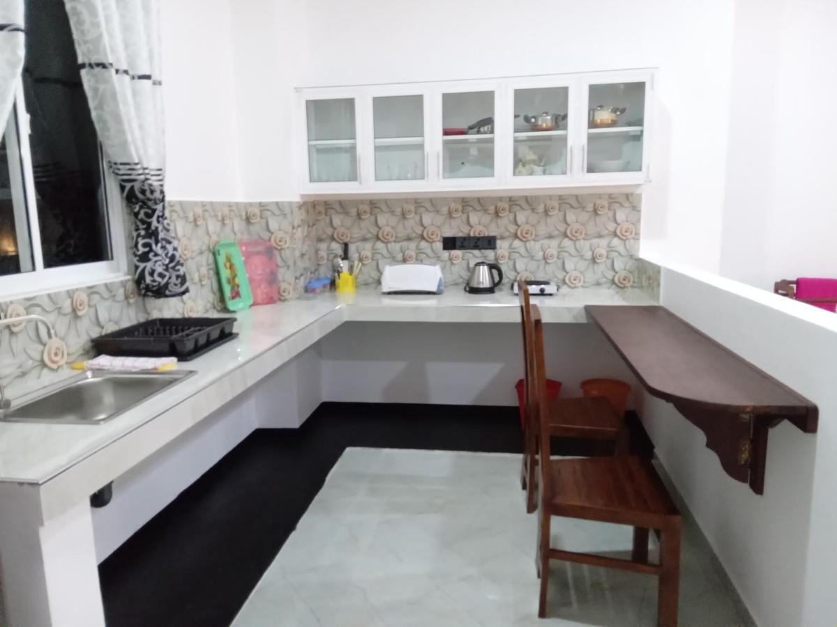 Indika'S Apartment Хиккадува Экстерьер фото