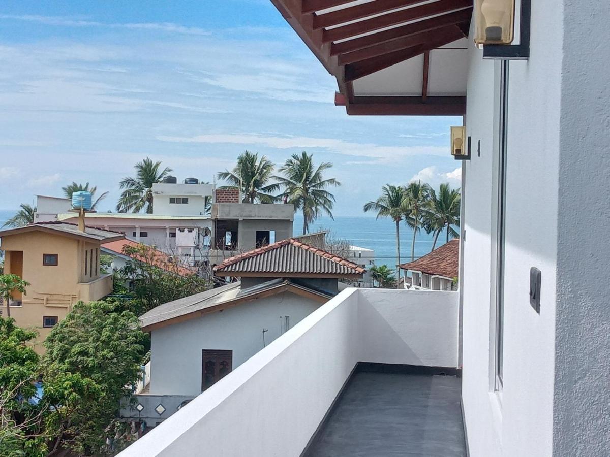 Indika'S Apartment Хиккадува Экстерьер фото